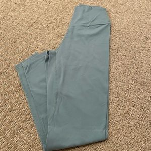 Balance leggings - size M - nothing wrong with them!